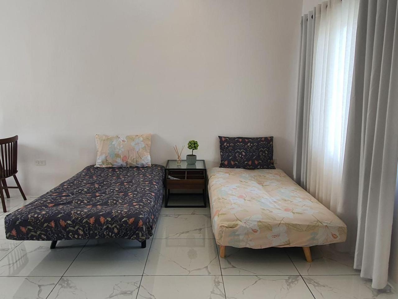 Mw Urbanterrace -surigao Del Norte Country house Surigao