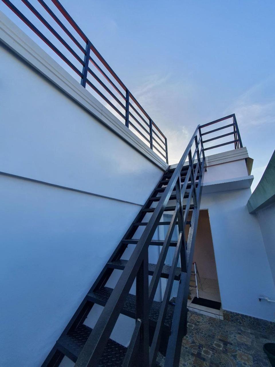 Mw Urbanterrace -surigao Del Norte *