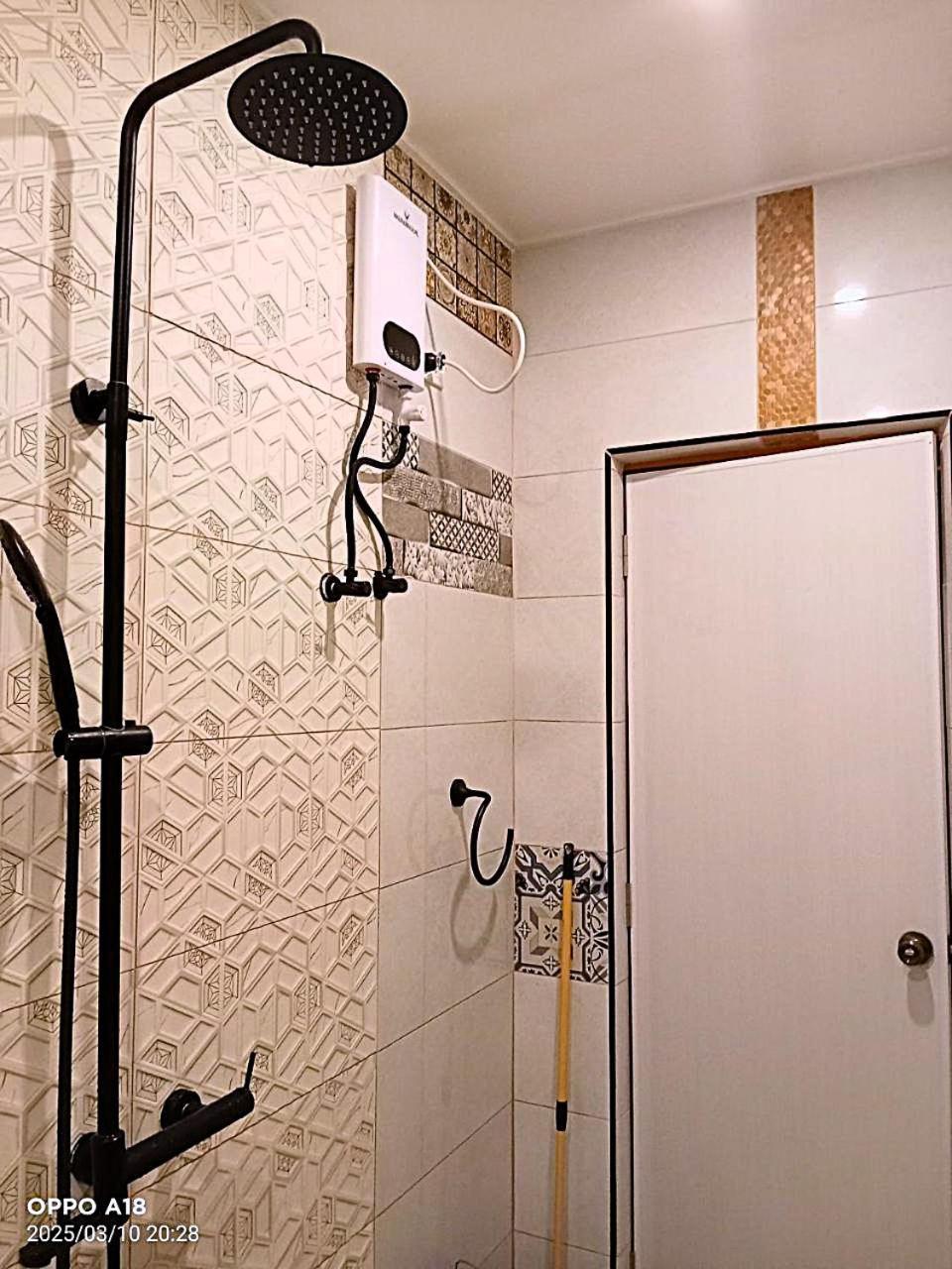 Mw Urbanterrace -surigao Del Norte Country house